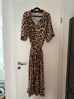 H&M Leo Kleid in Größe L (Neu) Kr. Dachau - Bergkirchen Vorschau