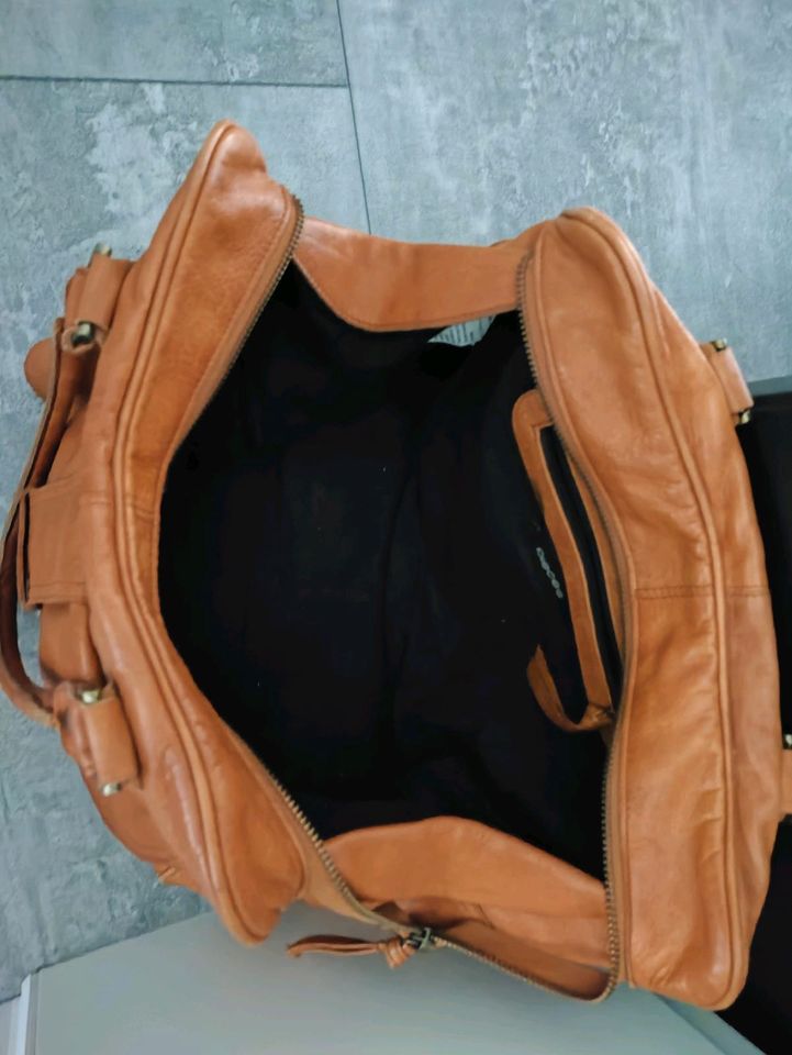 Pieces Ledertasche Tasche Handtasche Weekender in Hagen