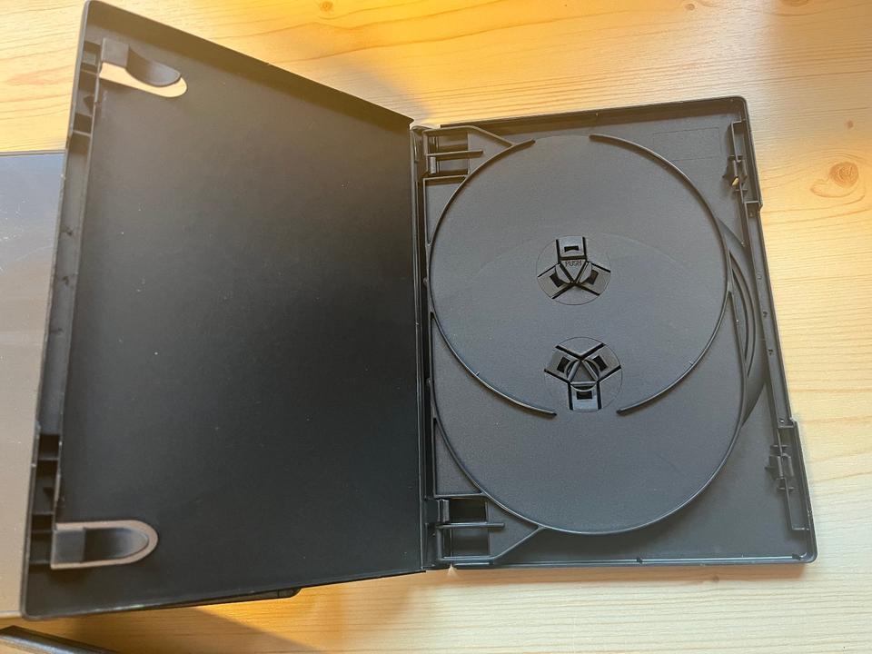9 DVD-Hüllen - 6 x für 3 CDs, 2 x für 2 CDs, 1 x für 1 CD - gebra in Holzwickede