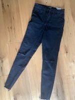 Zara Jeans m 38 schwarz ripped high waist skinny Bielefeld - Bielefeld (Innenstadt) Vorschau