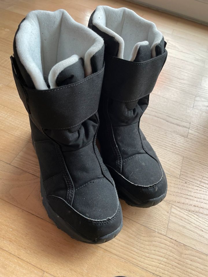 Quechua Winterstiefel Größe 34 in Bönnigheim