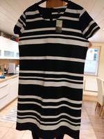 Kurzarmkleid schwarz/weiß  Gr. 44/46 Hessen - Groß-Umstadt Vorschau