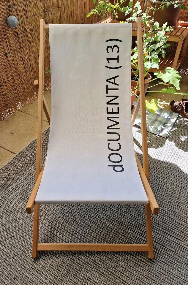 2x dOCUMENTA (13) Liegestuhl Deckchair Strandstuhl Kassel in Hessen -  Kassel | eBay Kleinanzeigen ist jetzt Kleinanzeigen