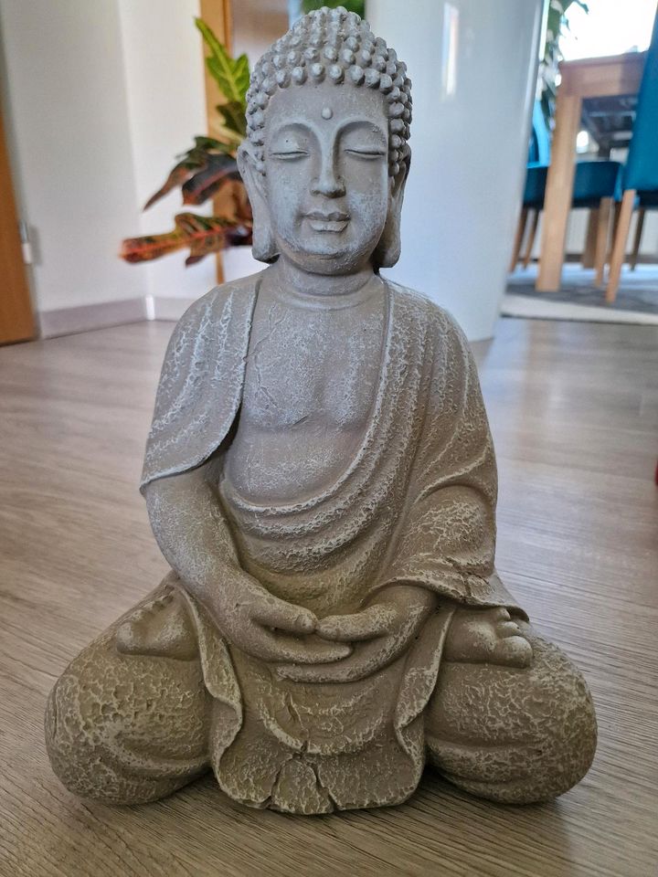 Deko Buddha grau in Söhrewald