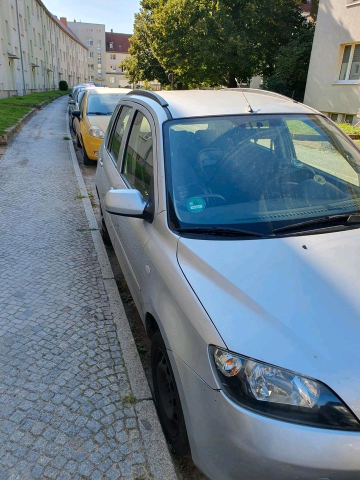 Auto Mazda 2 in Magdeburg