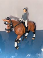 Schleich Pferd mit Reiterin Schleswig-Holstein - Grabau Vorschau