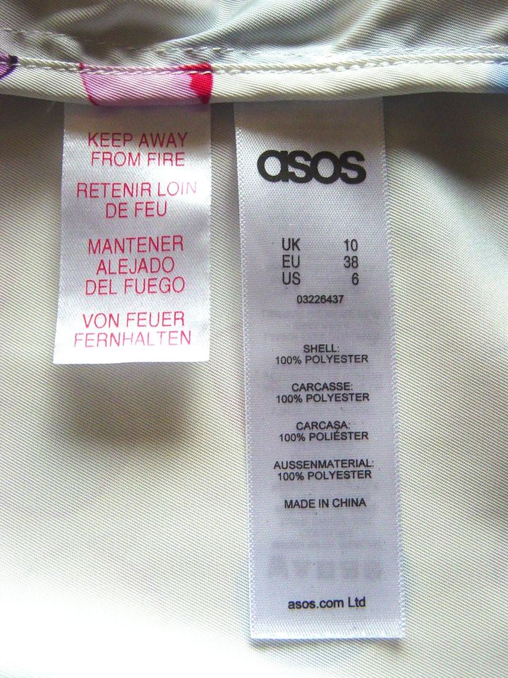 ASOS längere Jacke, Kurzmantel mit Kapuze, weiß bunt,Gr.40 in München
