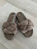 H&M Pantoffeln Sandalen Neu Braun Schuhe Nordrhein-Westfalen - Krefeld Vorschau