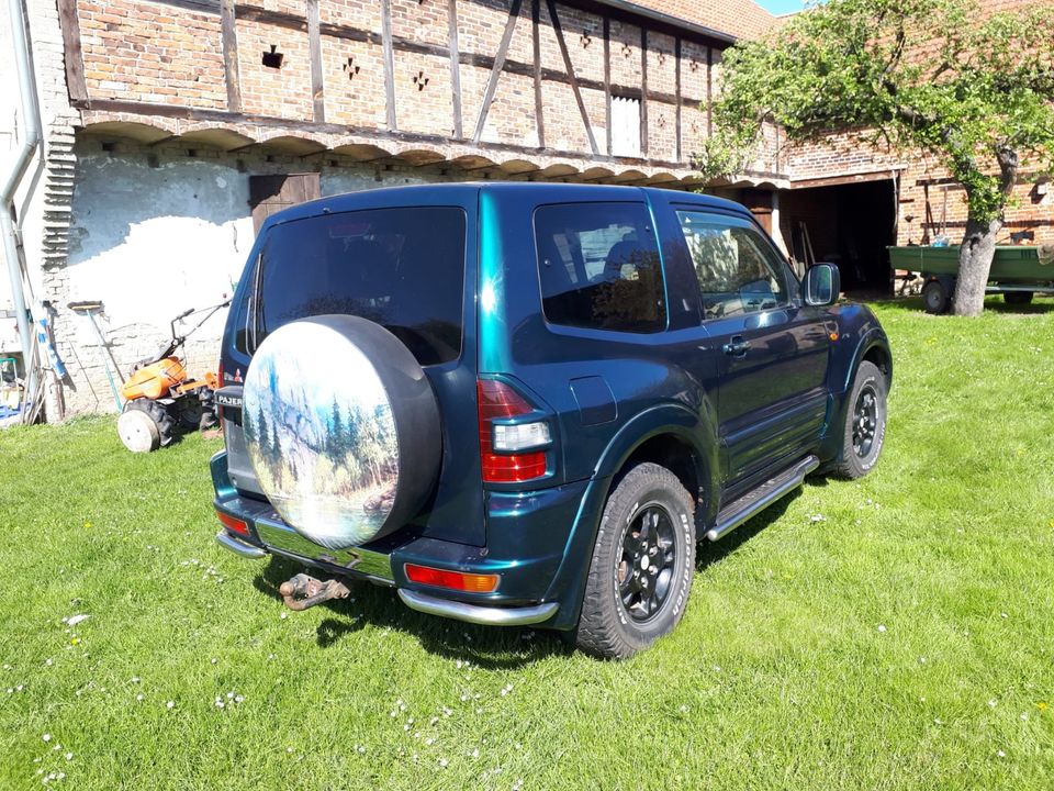 Mitsubishi Pajero,  3,2 DI-D  AT Elegance in Rhinow