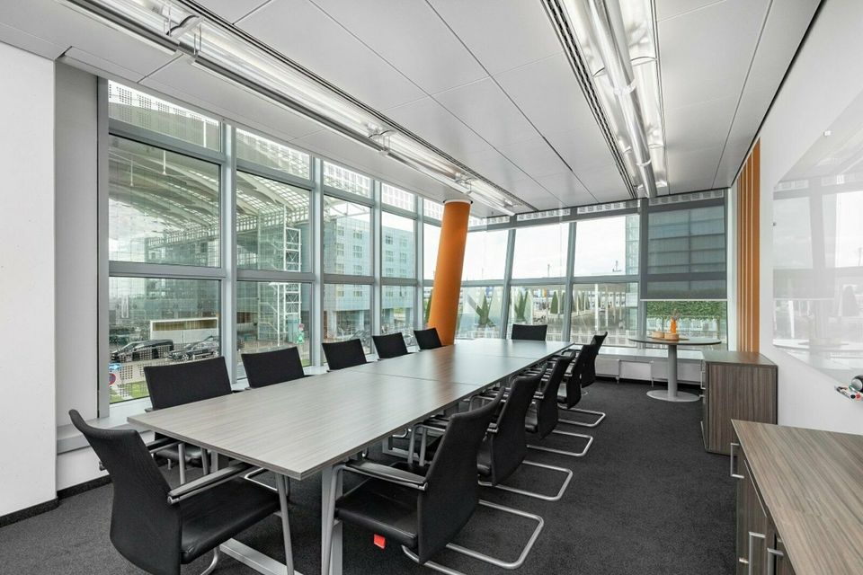 Privater Büroraum für 2 Personen in Regus MUNICH, Airport in München-Flughafen