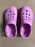 1 Paar Hausschuhe/ Badeschuhe No Name Crocs Gr. 36/37 Nordrhein-Westfalen - Wülfrath Vorschau