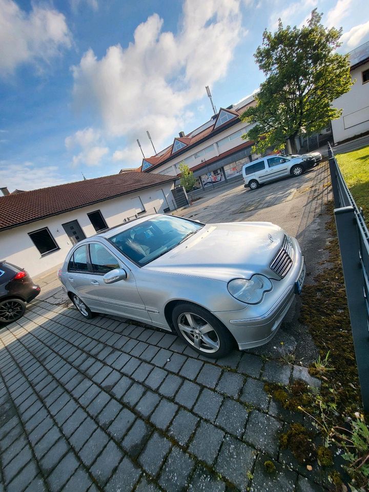 Mercedes Benz C180 Avantgarde in Kirchweidach