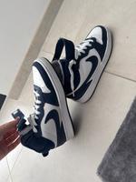 Nike Schuhe Größe 37,5 Hessen - Viernheim Vorschau