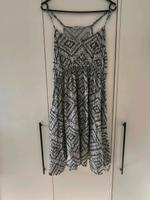 Sommerkleid schwarz/weiß Größe 46 Bayern - Grub a. Forst Vorschau