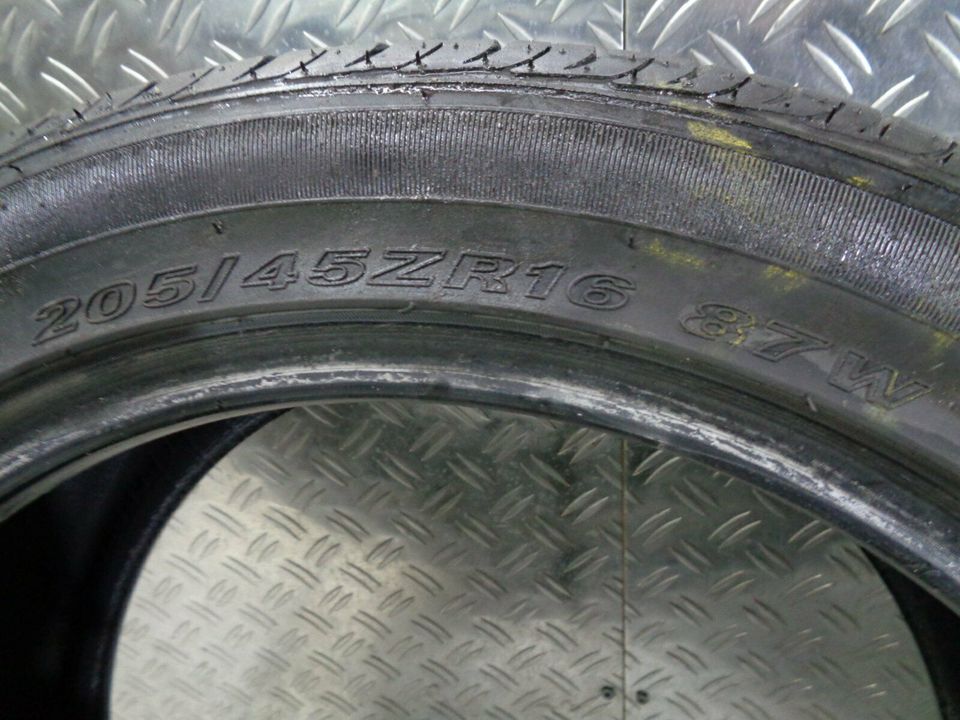 2x 205 45 R16 87W Sommerreifen Reifen 5,5mm Nexen DOT 2014 in Gelsenkirchen