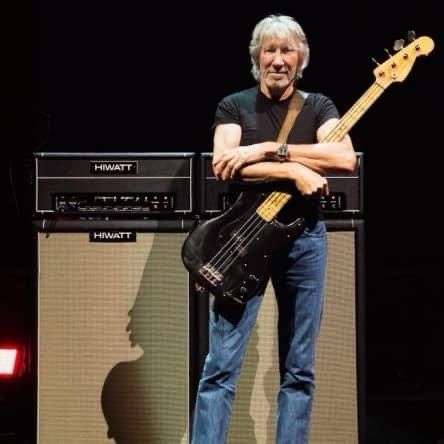 Sammlerstück „Roger Waters“ Fender Precision Bass Black in Berlin