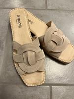 - NEU- ESPADRIJ-Pantoletten, Gr.40, Hellbeige, Veloursleder Nordrhein-Westfalen - Ratingen Vorschau
