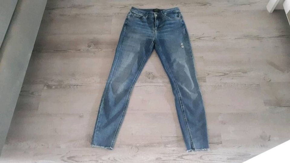 Skinny Fit Jeans - Vero Moda in Mainz