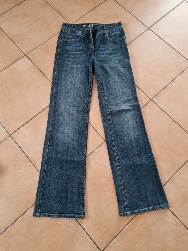 Jeans cecil Gr. 29 in Niederwinkling