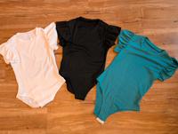 NEU 3er Set Bodys mit Rüschen Body Damen Größe XS/S Sachsen - Grünhain-Beierfeld  Vorschau