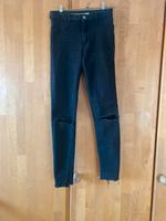 ❤️ Neuwertige Zara Jeans schwarz 36 Bayern - Türkheim Vorschau