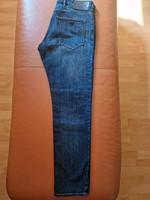Emporio Armani Herren Jeans Größe L (W-34 L-32) wie neue Hessen - Niedernhausen Vorschau