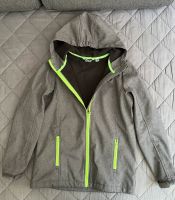 WIE NEU Kinderjacke Softshelljacke Kinder Übergangsjacke 146 152 Nordrhein-Westfalen - Hilden Vorschau