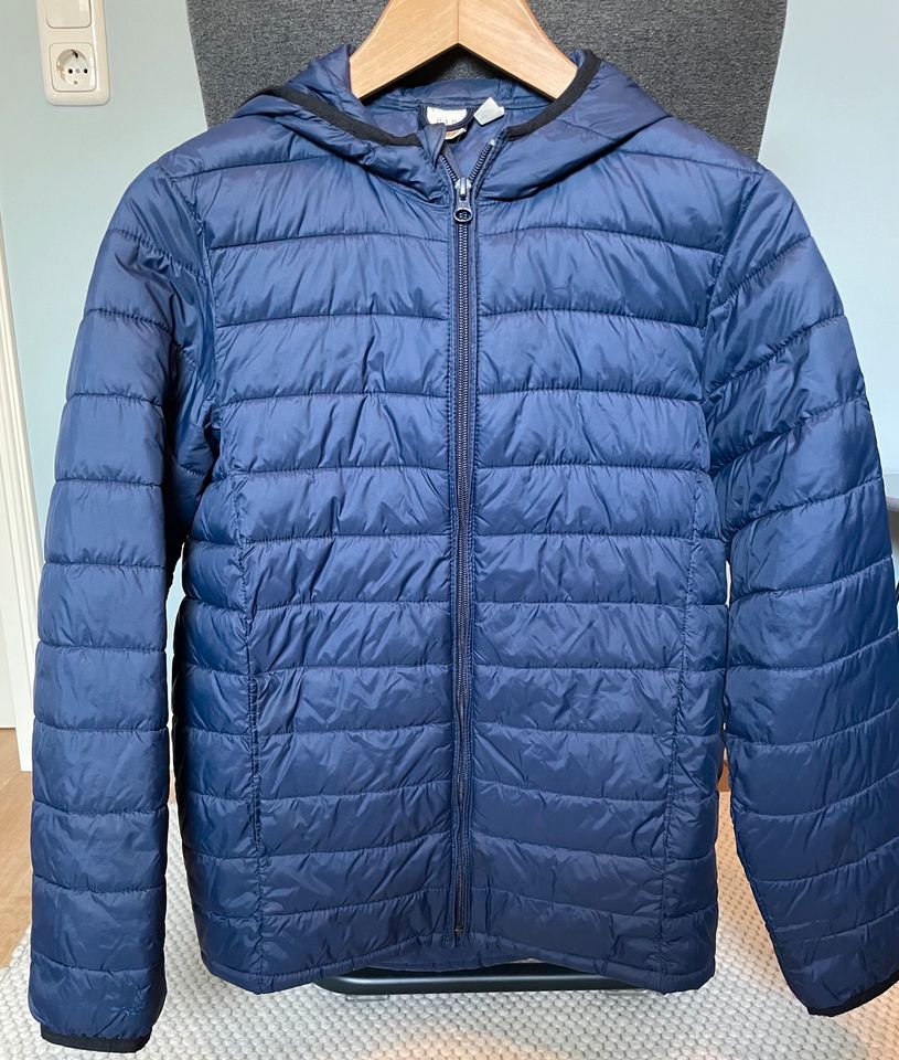 GAP Kids, wattierte Jacke, Gr. XXL, ca. 164 in Bad Nenndorf