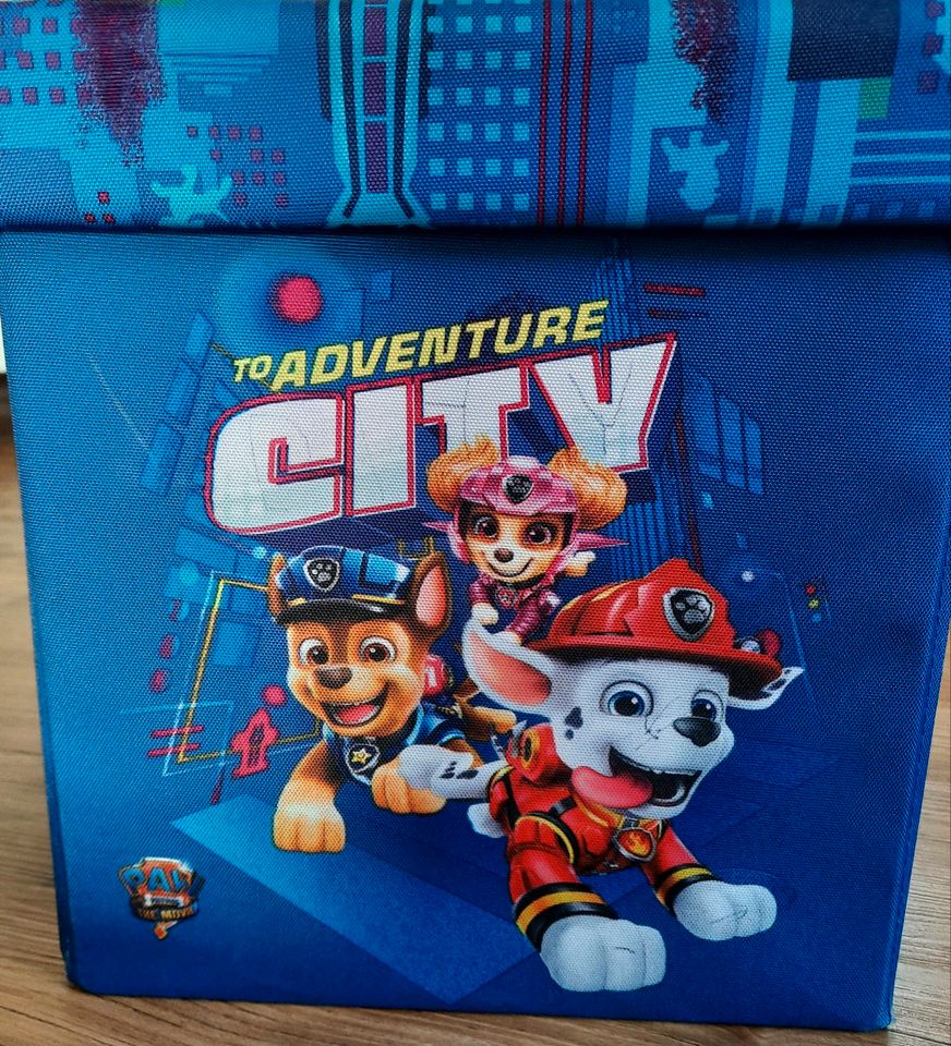 Paw patrol Spielzeug Box/ Sitzhocker in Rötz