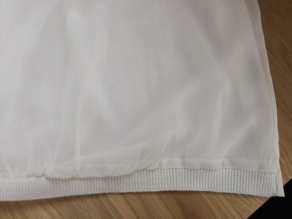 Zara T-Shirt Gr. S weiß/ beige Top ZUSTAND-Versand 2€ in Allensbach