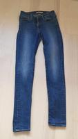 Levi's Damenjeans  711 skinny, Größe 26/32 Hessen - Pfungstadt Vorschau