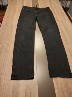 Levi's 502 Levi Strauss 502 Jeanshose schwarz Größe 34/34 Duisburg - Rheinhausen Vorschau