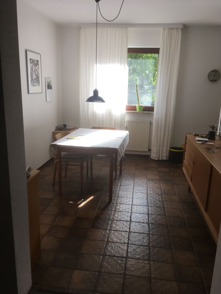 4 Zimmer Wohnung Erdgeschoss Nähe Ölper See in Braunschweig