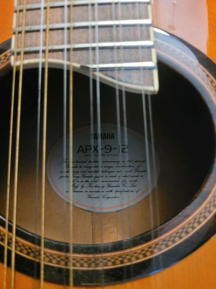 Yamaha APX-9-12  Akkustikgitarre plus Koffer in Butjadingen