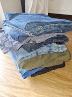 12 Hosen - Jeans, Chinos, usw. + einen Pullover Niedersachsen - Oldenburg Vorschau