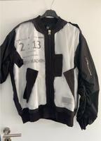 Jacke H-4 mit coolem Design Hessen - Langen (Hessen) Vorschau