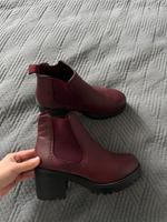 Burgunderrote Stiefeletten von 24Colours Gr. 37 Nordrhein-Westfalen - Senden Vorschau