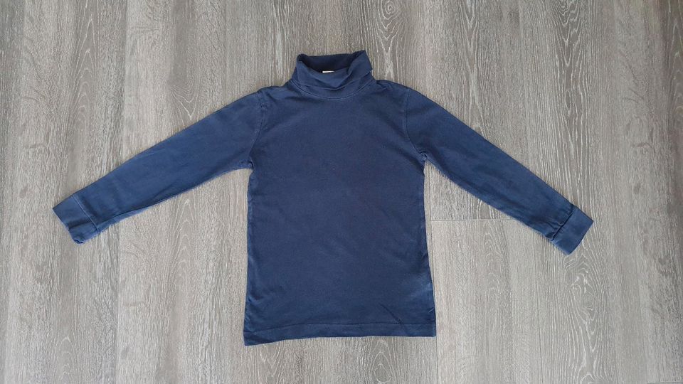 2 Zara Jungen Rollkragenshirts Gr. 118 je 3€ in Dinslaken