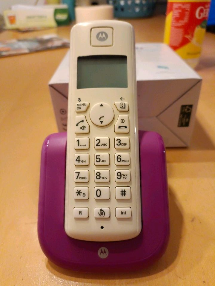Motorola T 201 schnurloses Telefon violett mit OVP in Goch