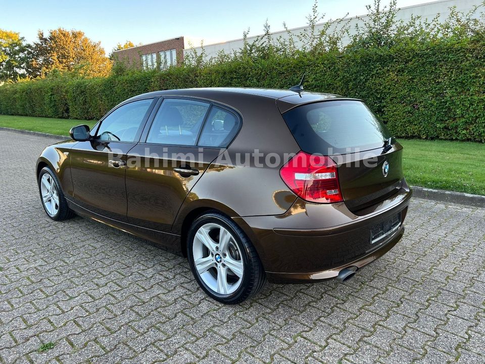 BMW 118i 1 Lim. SCHIEBEDACH + PDC+TEMPOMAT + 17" ALU in Mönchengladbach