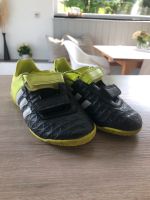 Fußballschuhe Adidas Gr. 30 Nordrhein-Westfalen - Olpe Vorschau