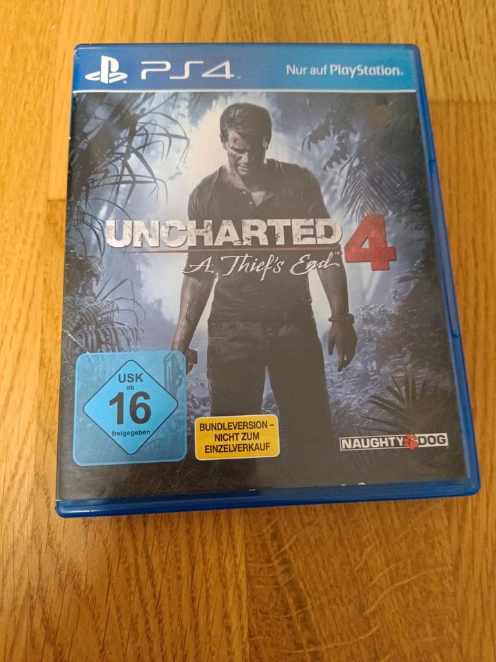 Uncharted 4 PS4 in Frankfurt am Main