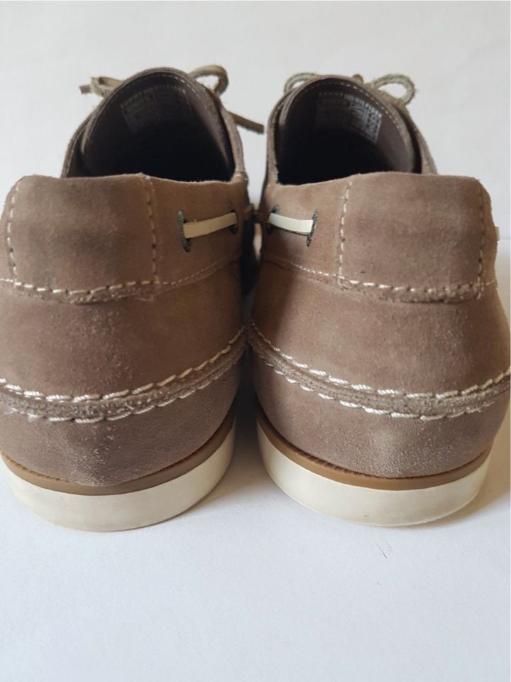 TOMMY HILFIGER Slipper Herren Leder Gr. 44 US 11 taupe top in Altenburg