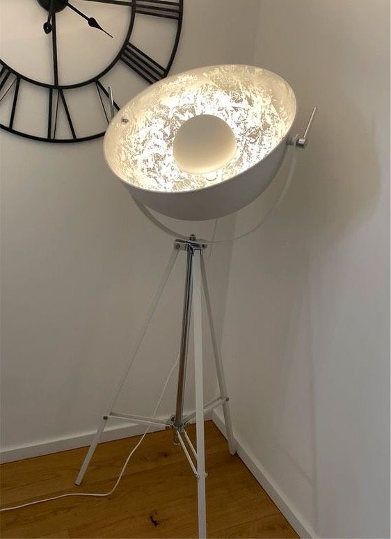 Designer Stehlampe für indirektes Licht in Hannover