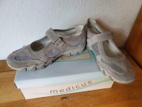 Medicus Slipper Loreen hellgrau Gr. 4 / 37 Essen - Essen-Kettwig Vorschau