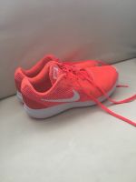 Wie Neu. Nike REVOLUTION 3 Schuhe Gr.38 Nordrhein-Westfalen - Detmold Vorschau