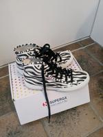 Superga Schuhe 37 Mädchen Damen Chucks Zebra neuwertig Nordrhein-Westfalen - Witten Vorschau