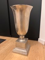 Vase vintage Metall 50cm Nordrhein-Westfalen - Kaarst Vorschau