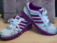 Sneaker von Adidas, gr 36 2/3, Sportschuhe Niedersachsen - Wildeshausen Vorschau