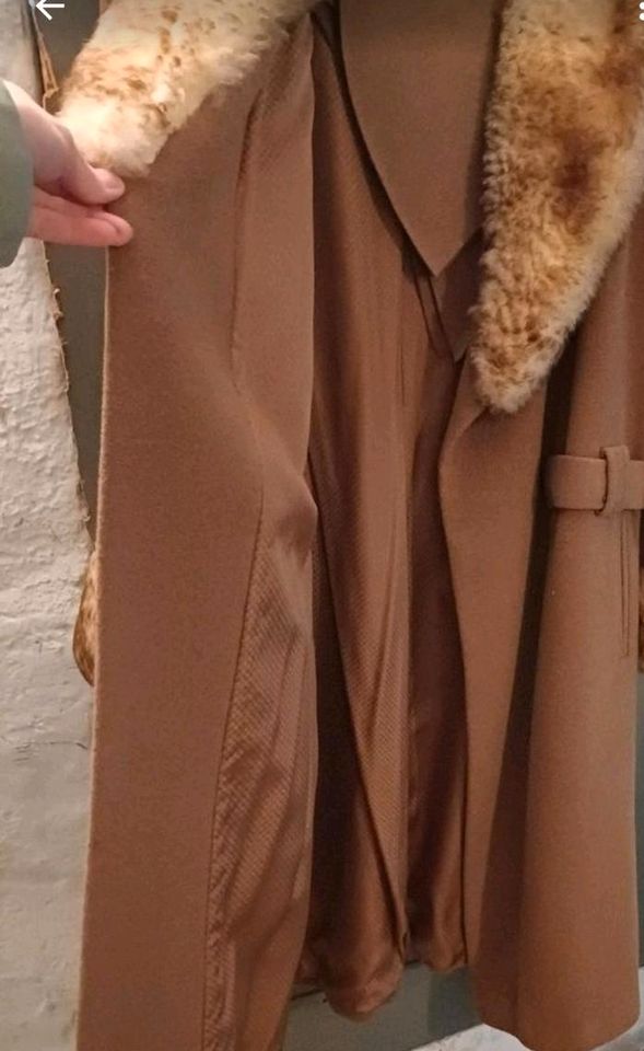 Damen Mantel Übergang Frühling Xl beige elegant in Gräfenhainichen